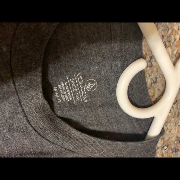 Volcom long sleeve - Picture 2 of 4